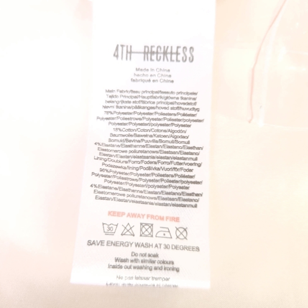 4th + Reckless Sleeveless Single Breast Oversized Blazer in Cream Size Small - Picture 13 of 16